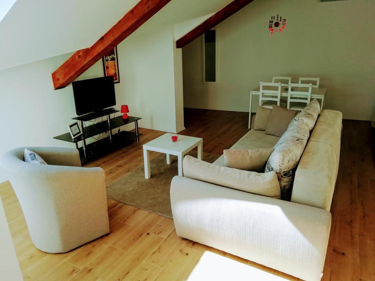 App E.N.A. Apartamento Umago Exterior foto